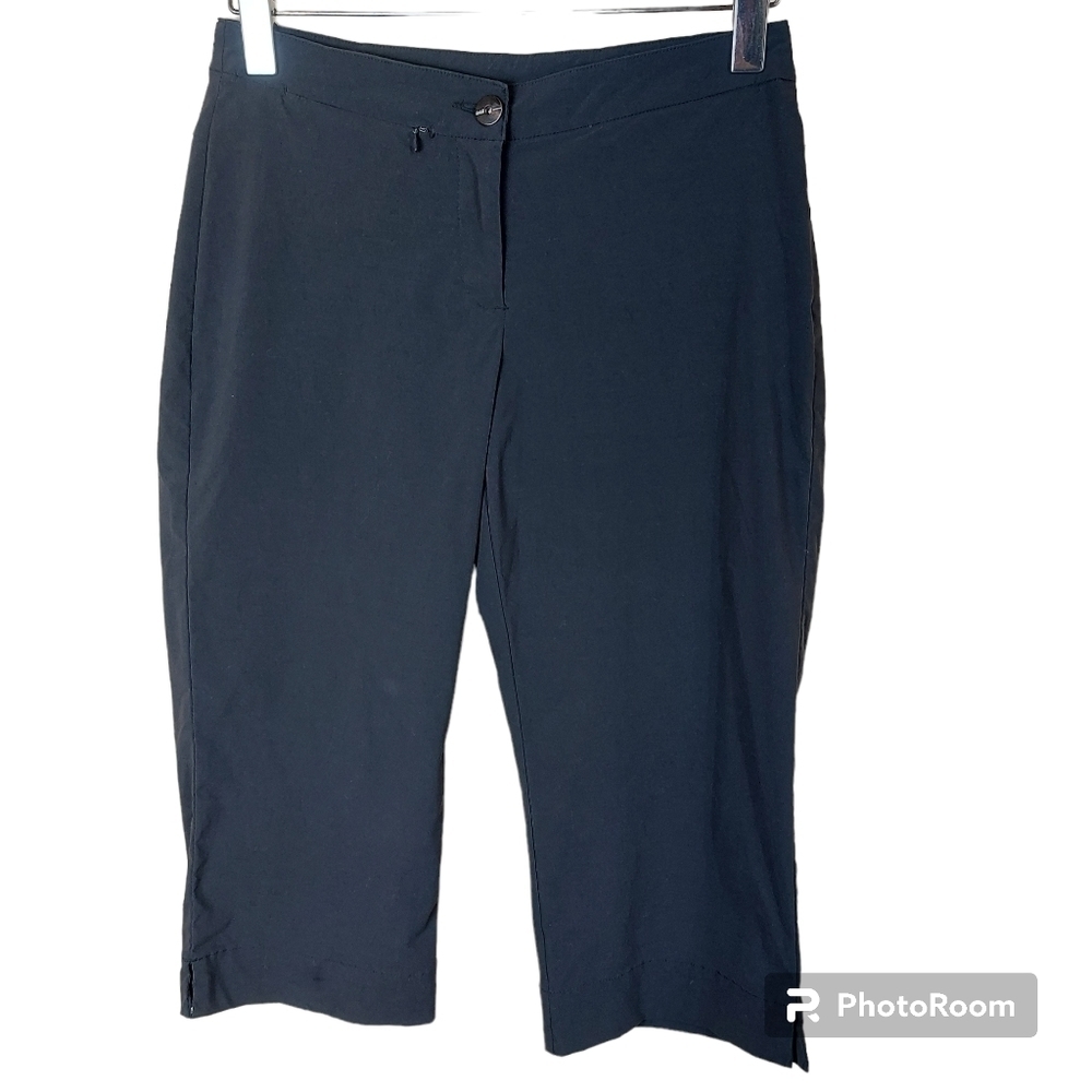 🍄3/50$🍄 LOLË stretch outdoor sports casual black capri size 4